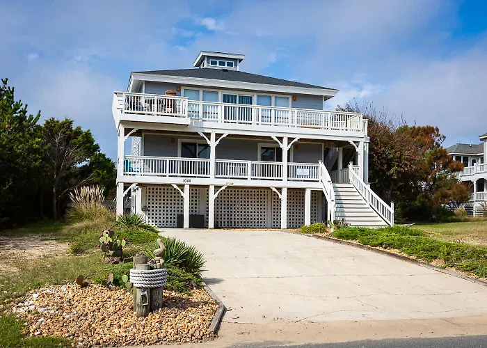 Semi-Oceanfront With Heated Pool Cabana Ocean Views